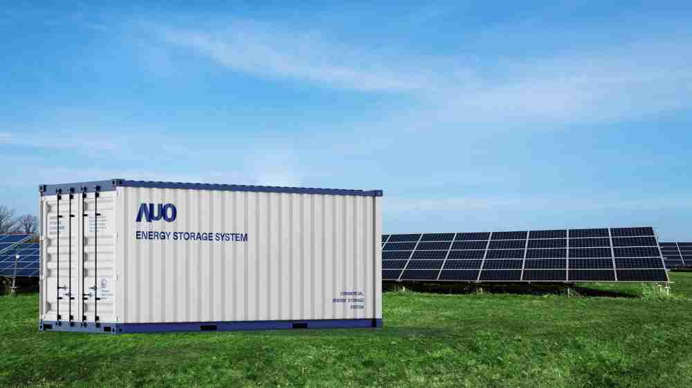 优游UB8透过AI数据管理，，，，提供不同类型用户进行储能与能源管理，，达到再生能源管控调度成效