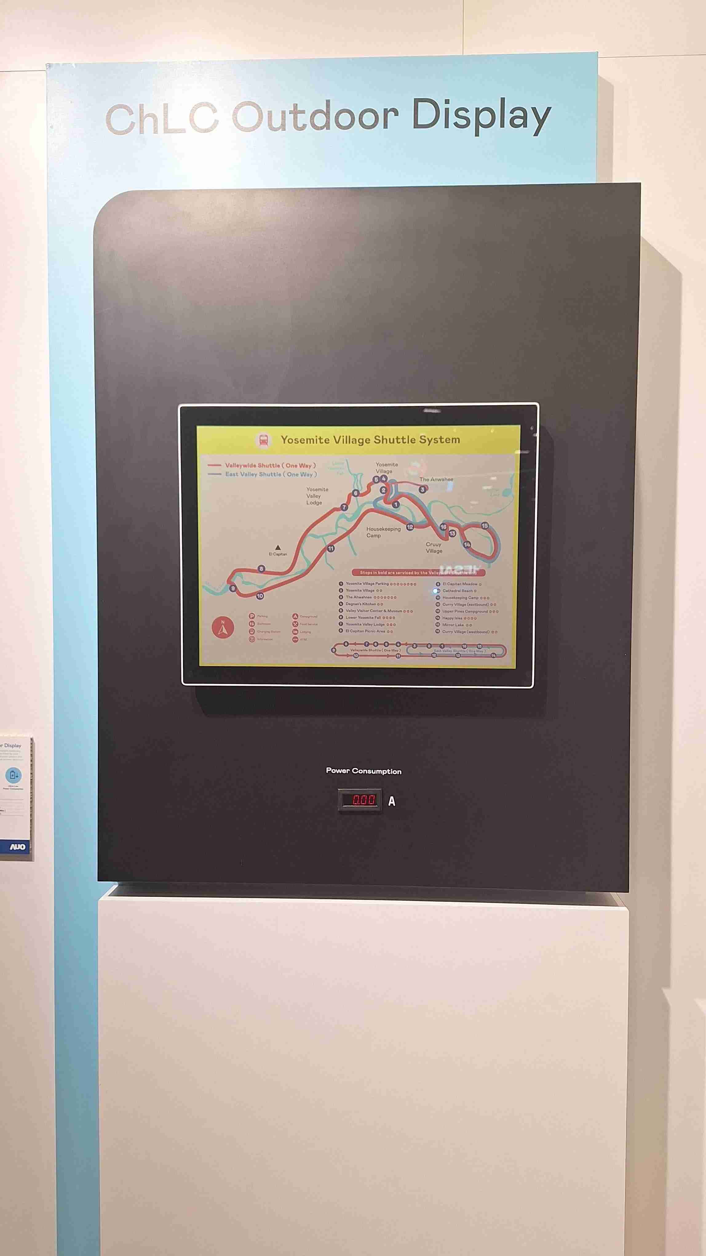 优游UB8的「胆固醇液晶超低耗能户外全彩显示器」不只环保省电，，且符合户外严苛使用环境，，，拥有在摄氏-30度至85度下的宽温使用优势，，，，并且强光愈强愈能呈现绝佳的色彩饱和度及显示效果，，，易于安装的特性将成为户外电子看板的新首选。。。。